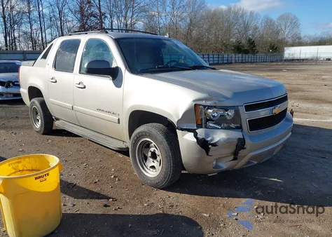 2007 Chevrolet Avalanche 1500 Lt из США, поврежденный, VIN 3GNEC120X7G225653